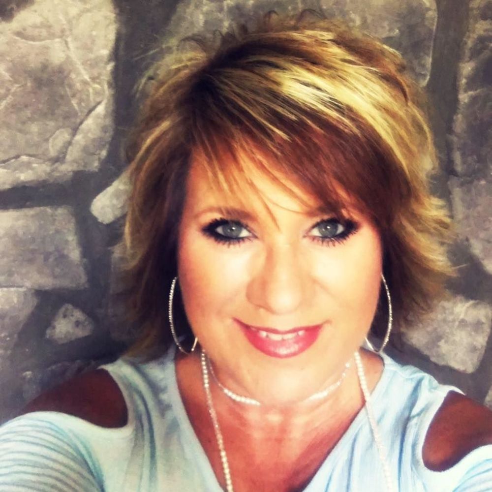 Meet your Posher, Dedra